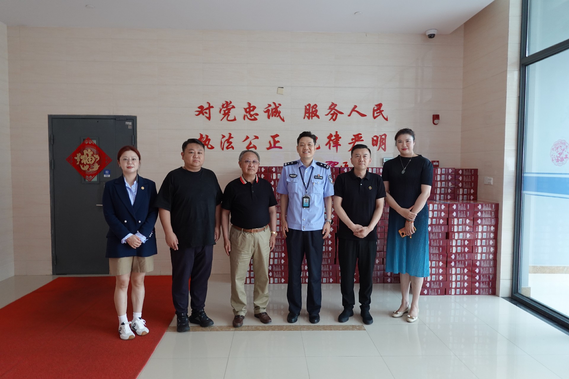 慰問上海市虹口區(qū)看守所、拘留所.jpg